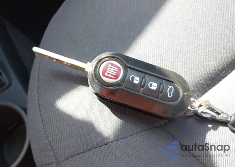 2015 Fiat 500 Pop из США, поврежденный, VIN 3C3CFFAR6FT556082